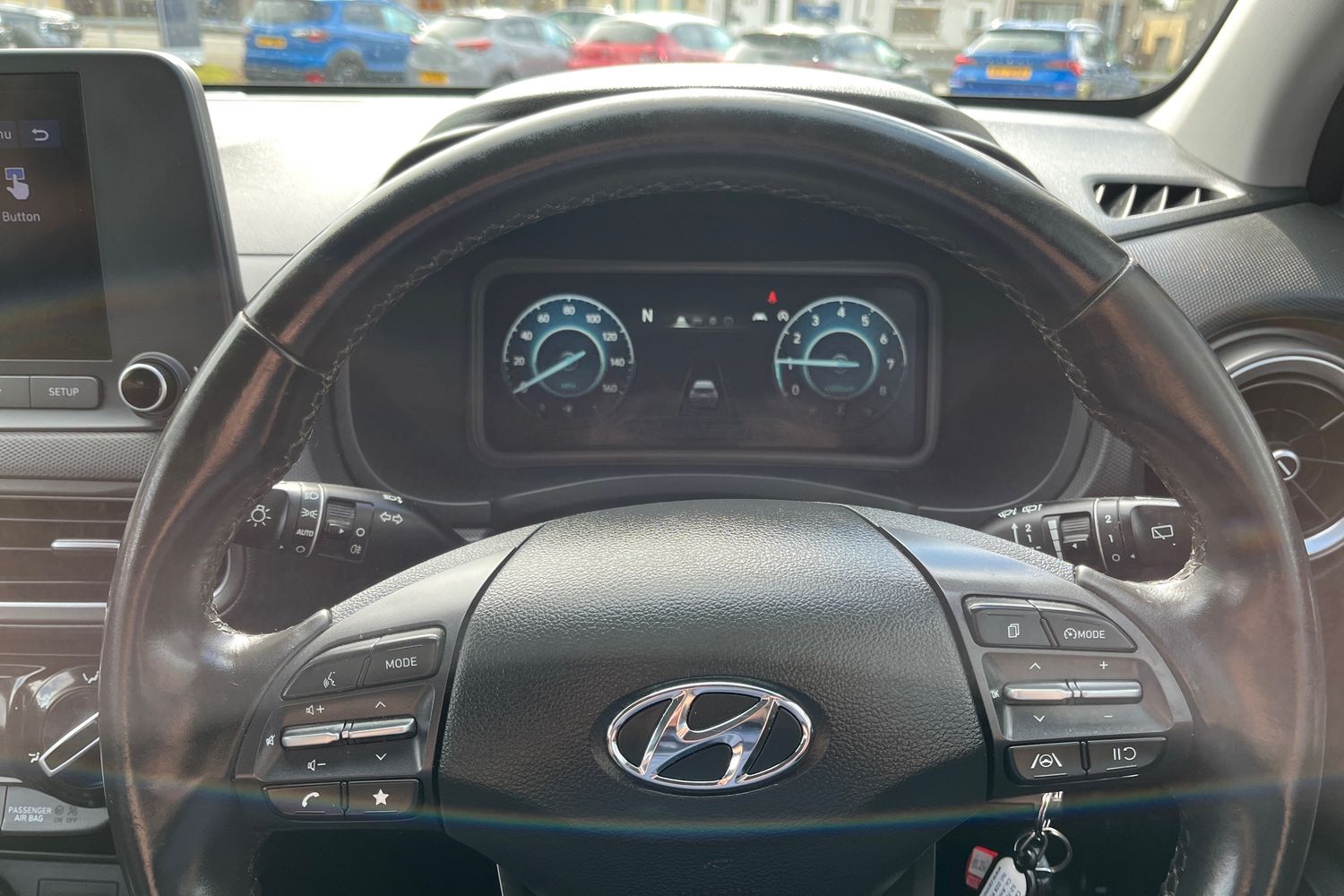 Hyundai KONA Photo 11