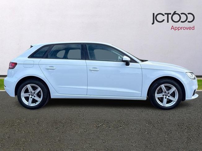 AUDI A3 Photo 4