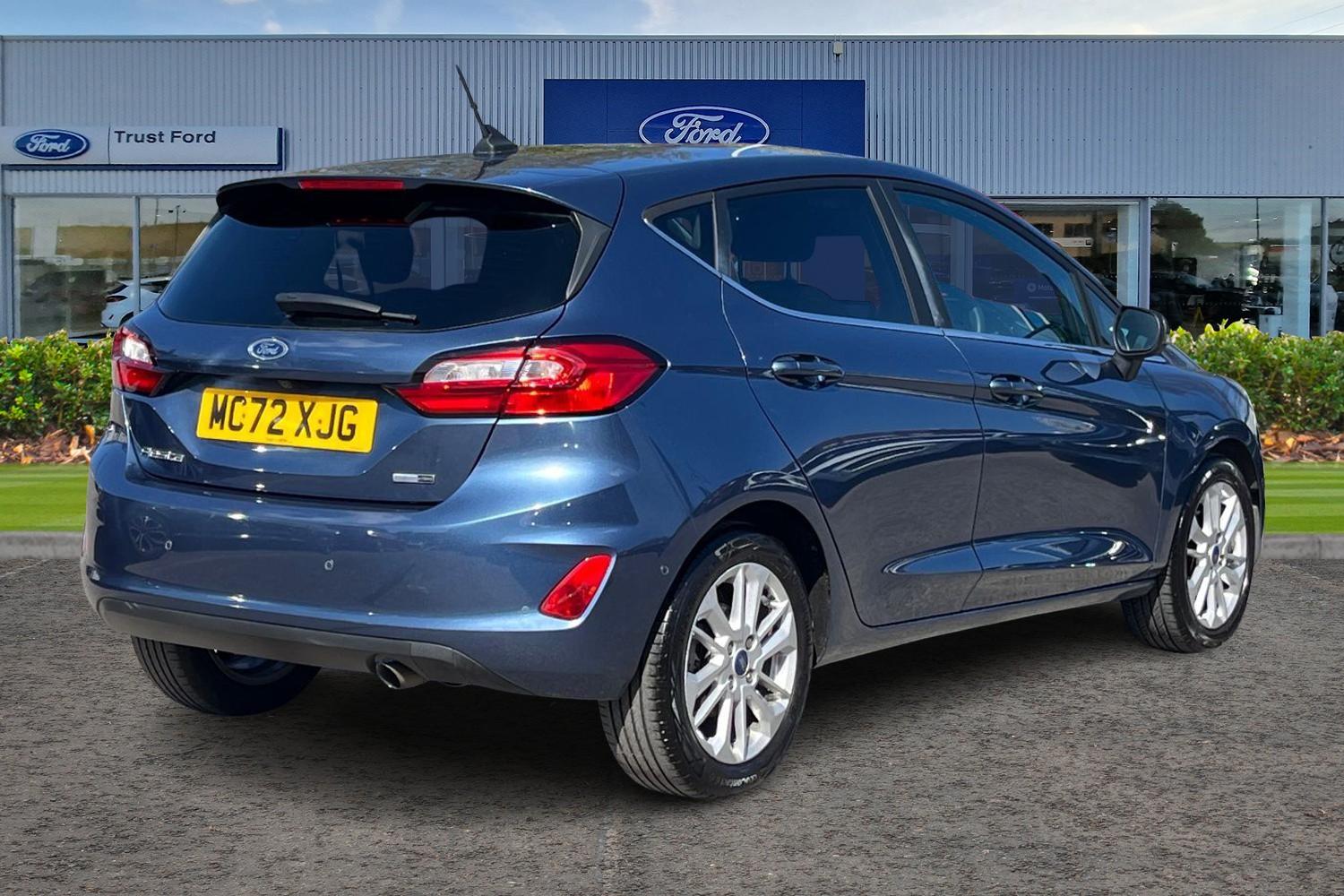 Ford FIESTA Photo 3