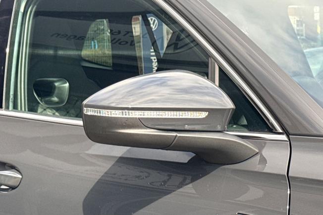 VOLKSWAGEN Tiguan Photo 20