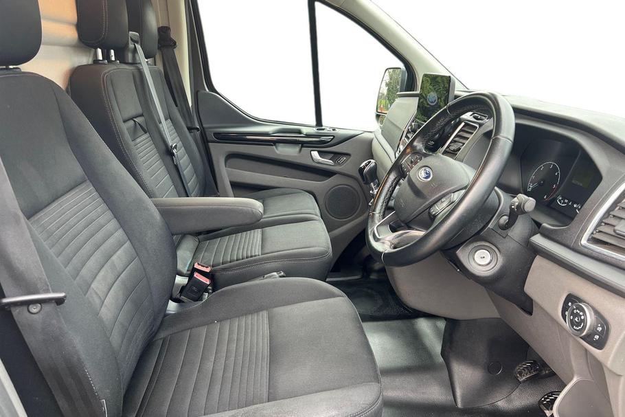 Used Ford TRANSIT CUSTOM LS22MGU 10
