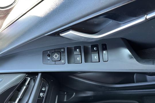 Kia Niro Photo autoimg-8e5cfa703efa0d39c1b67a95ee900d56c7d08a84.jpg