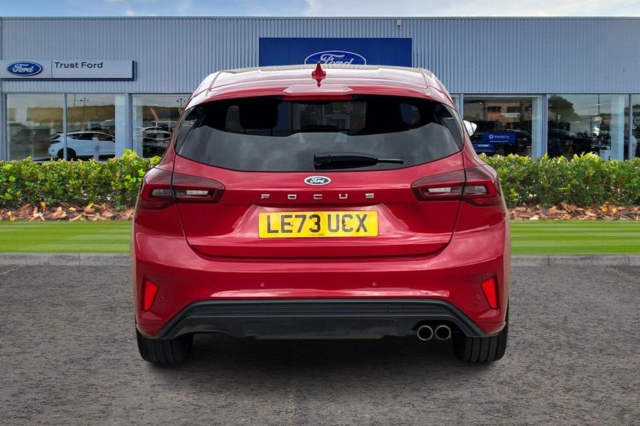 Ford Focus Photo autoimg-8e61313a712e346bdc88ba44b05c87a3426429db.jpg