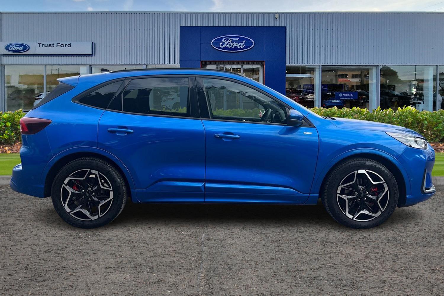 Ford KUGA Photo 2