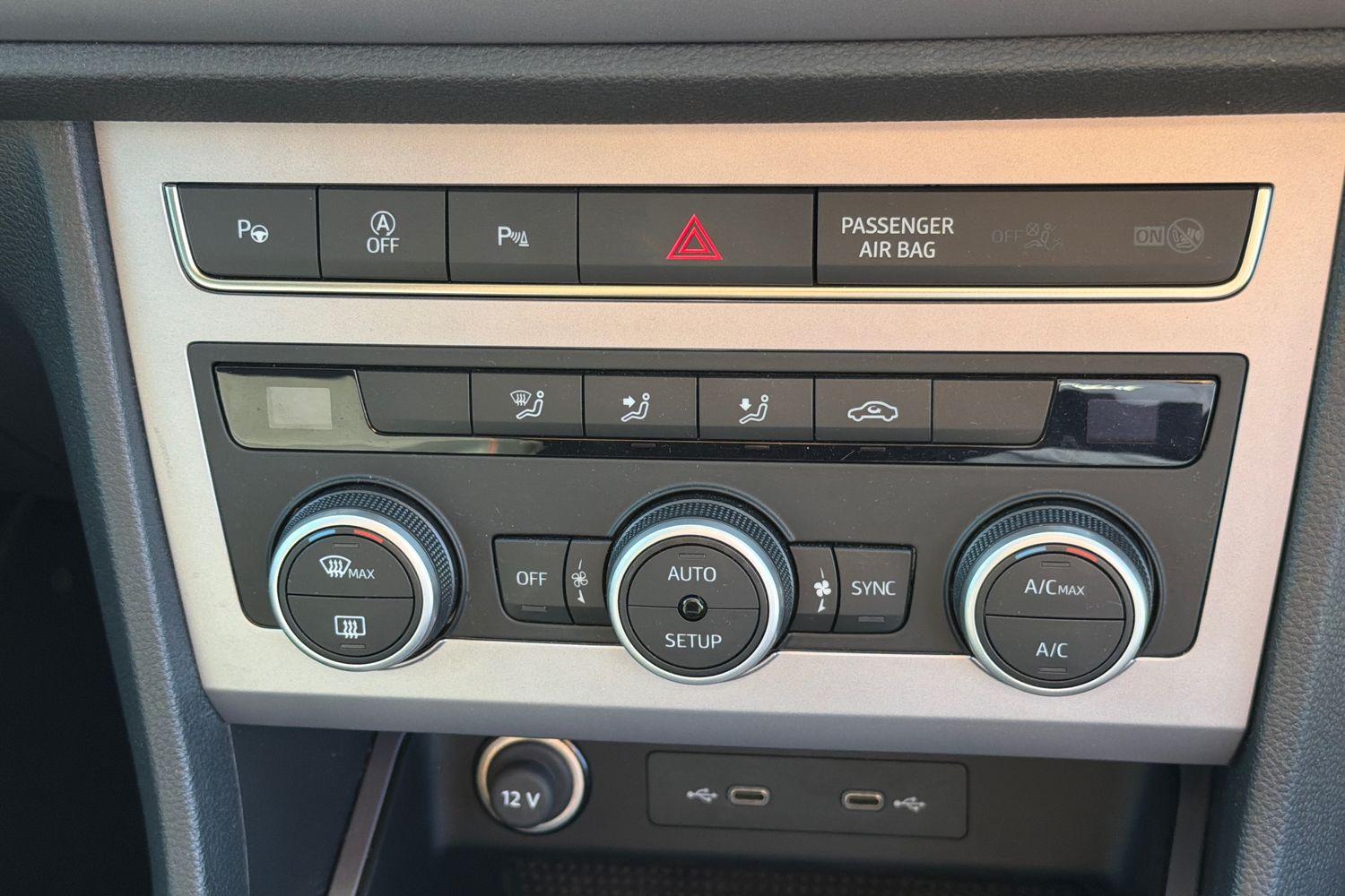 SEAT ATECA Photo 31