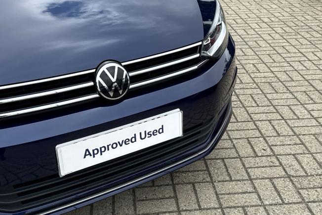 VOLKSWAGEN Touran Photo 50