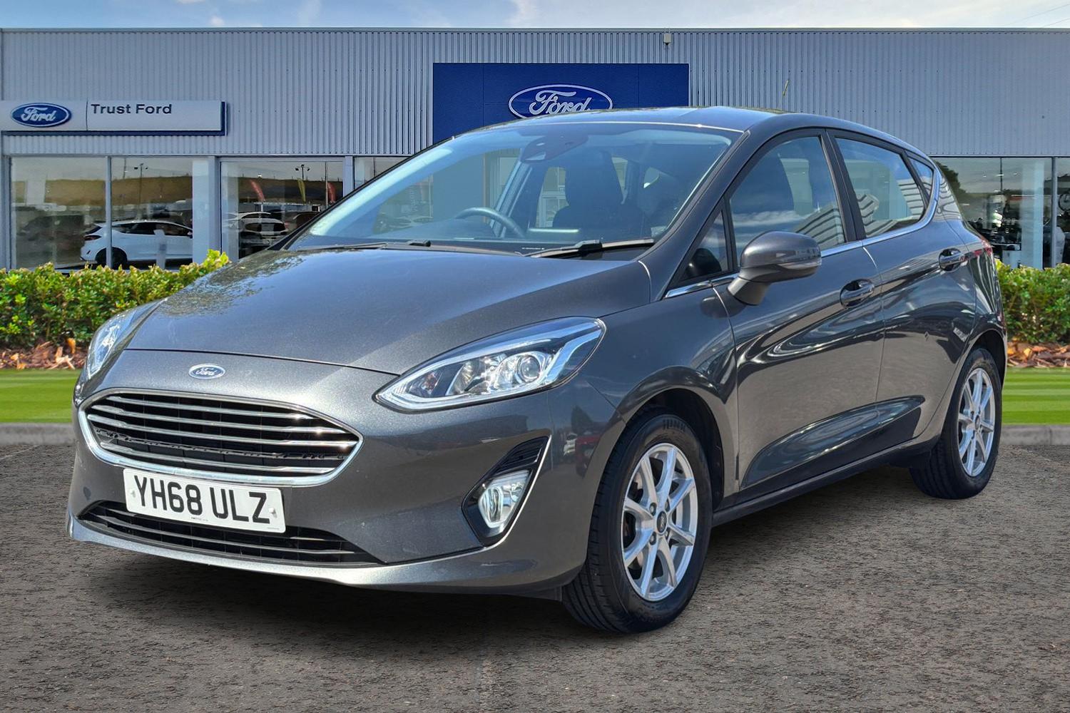 Ford FIESTA Photo 4