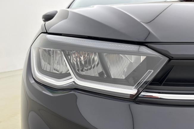 VOLKSWAGEN Polo Photo 19