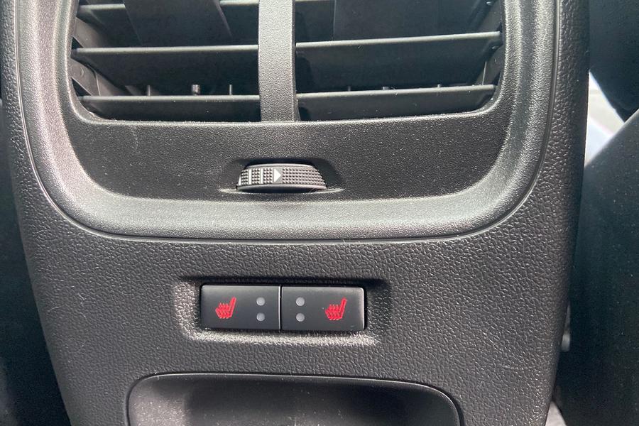 Ford Kuga Photo autoimg-8e763777fc230f0a6edf17e79a9db6da8b4e1f40.jpg