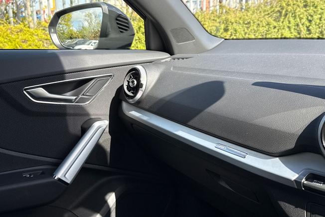AUDI Q2 Photo 40
