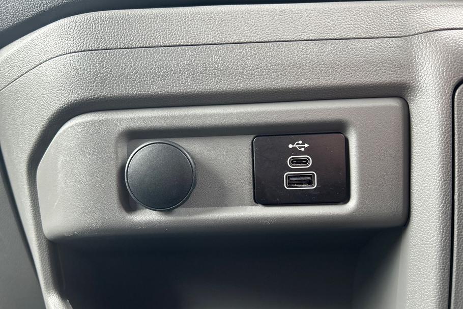 Used FORD E-TRANSIT CUSTOM WR75JHO 37