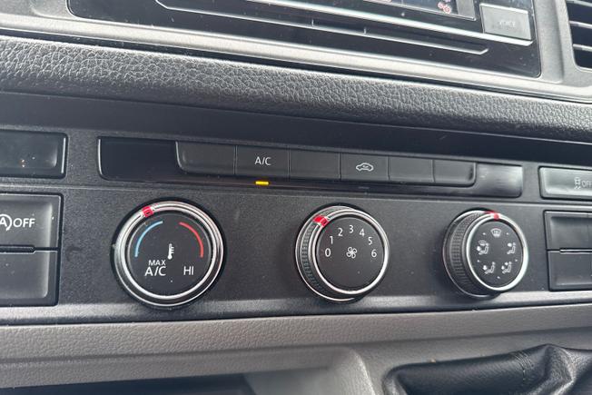 Volkswagen Crafter Photo 22