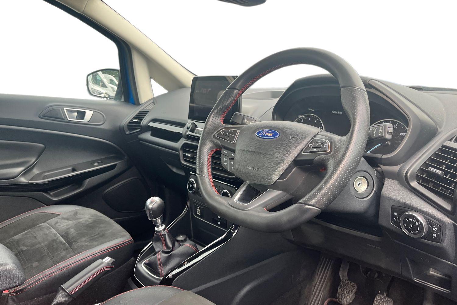 Ford ECOSPORT Photo 8