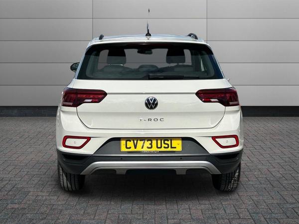 Volkswagen T-Roc Photo autoimg-8e82bb7e2c6f8f7d07980ee81af12b53c34eae19.jpg