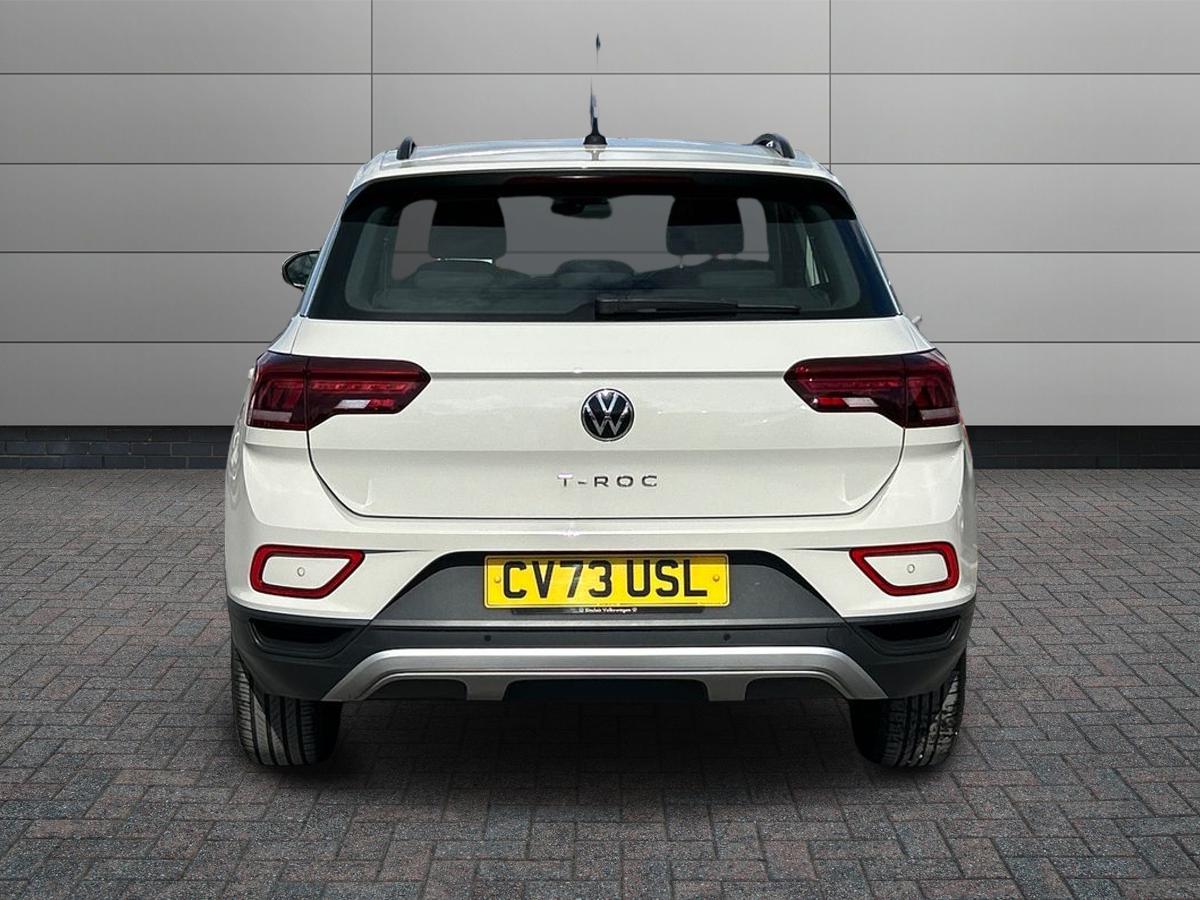 Volkswagen T-Roc Photo 5