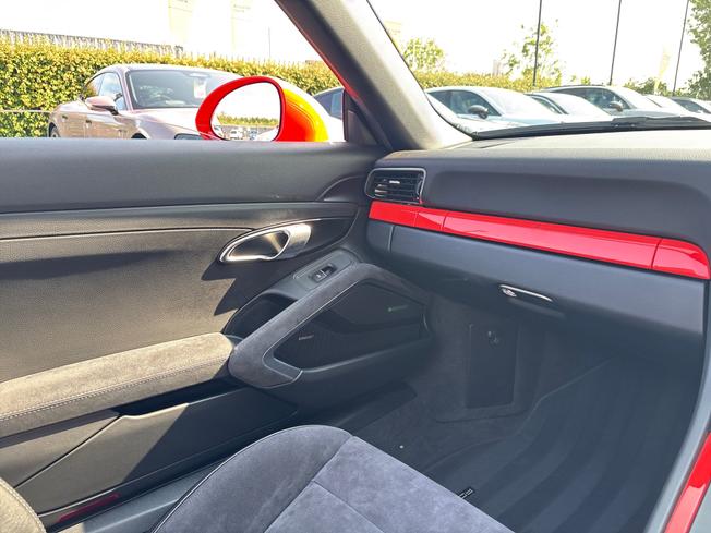 PORSCHE 911 Photo 49