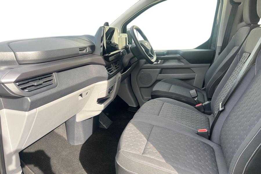 Ford TOURNEO CUSTOM Photo autoimg-8e8821ad6b47f7b0cbde615032b6a445064f2905.jpg