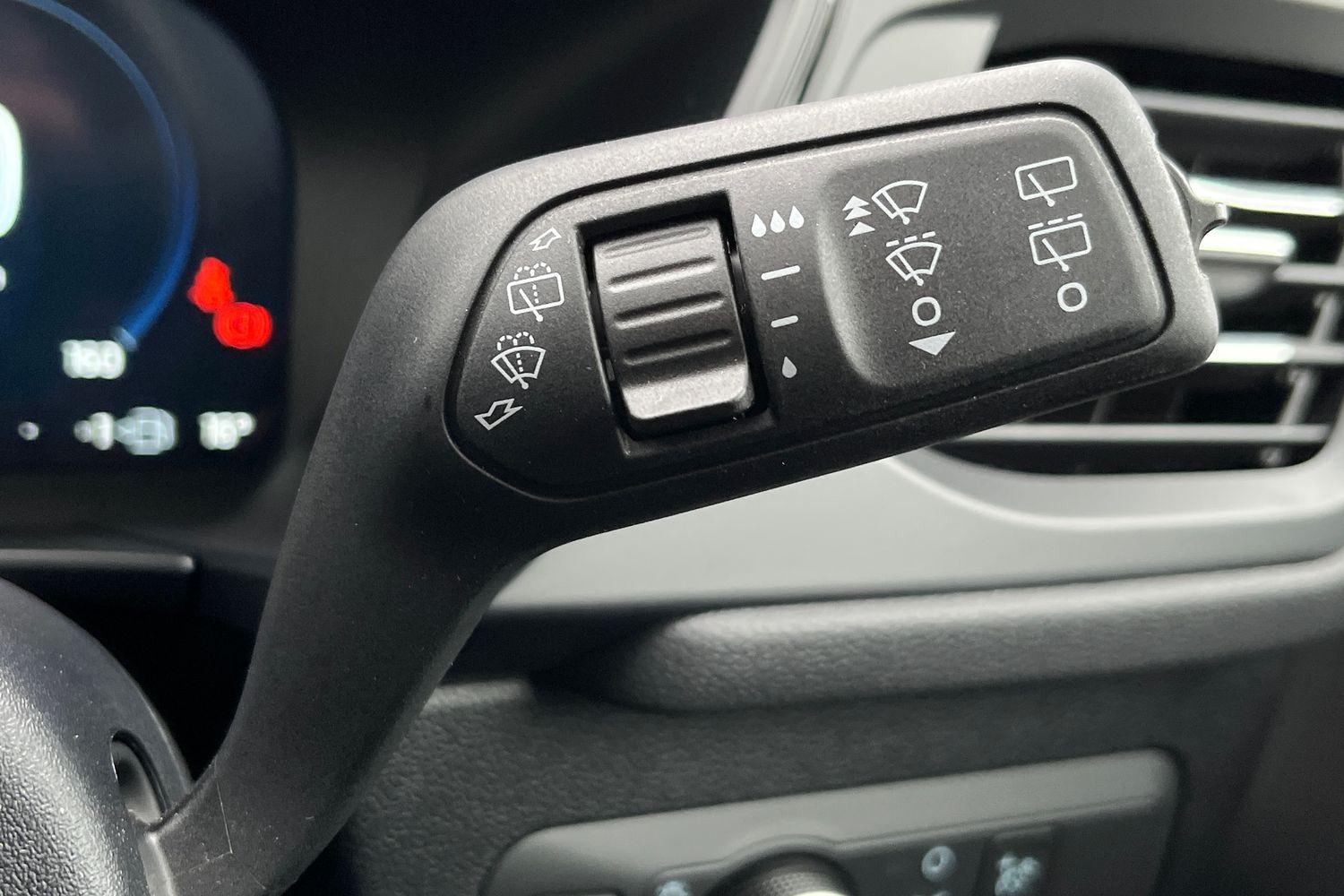 Ford KUGA Photo 14
