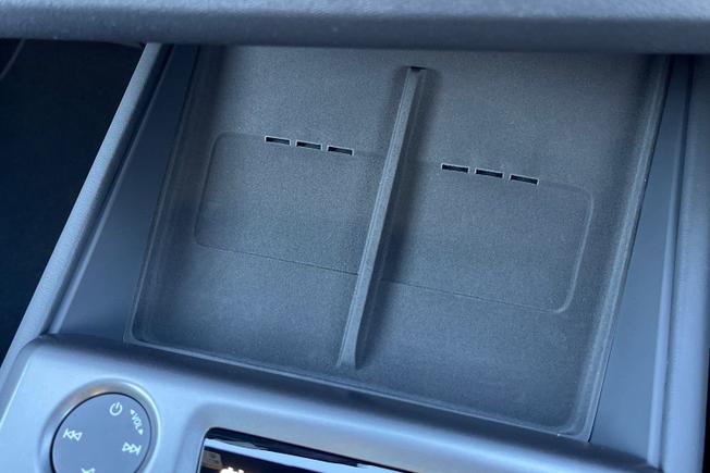 Audi Q4 Photo 38