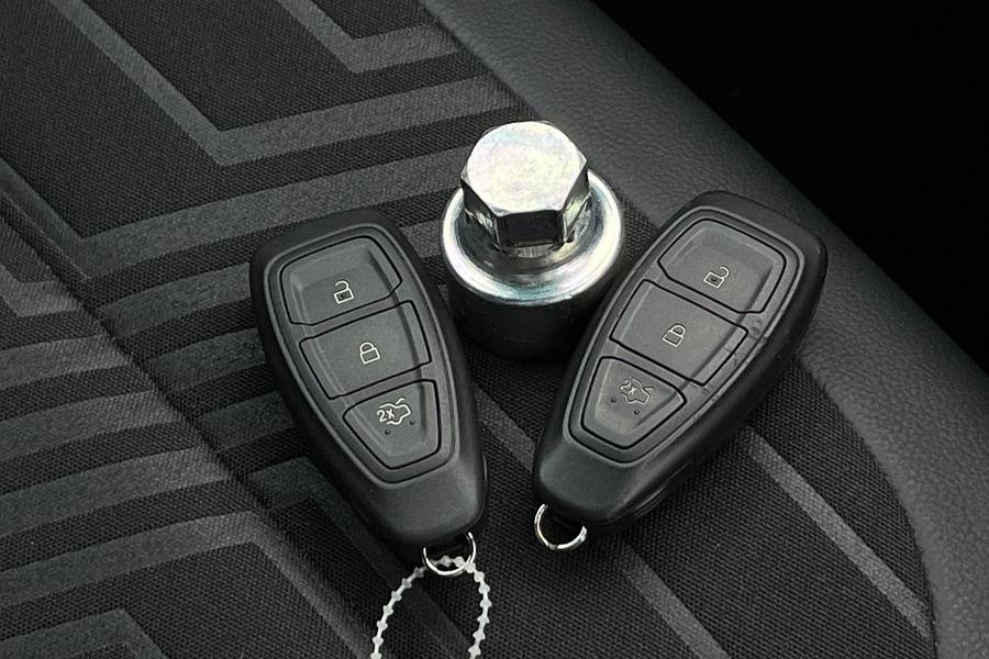Ford PUMA Photo autoimg-8e95874b136256db618662be535101e699a9a674.jpg