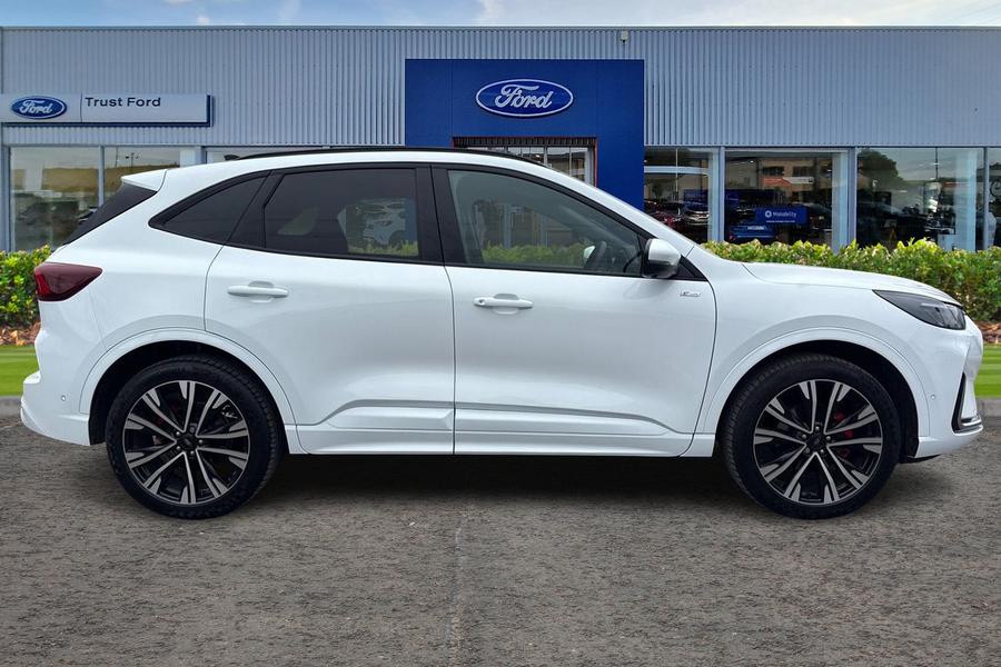 Ford KUGA Photo autoimg-8e9592dbd93b4b52f3f34a4a7208dd8d56604165.jpg