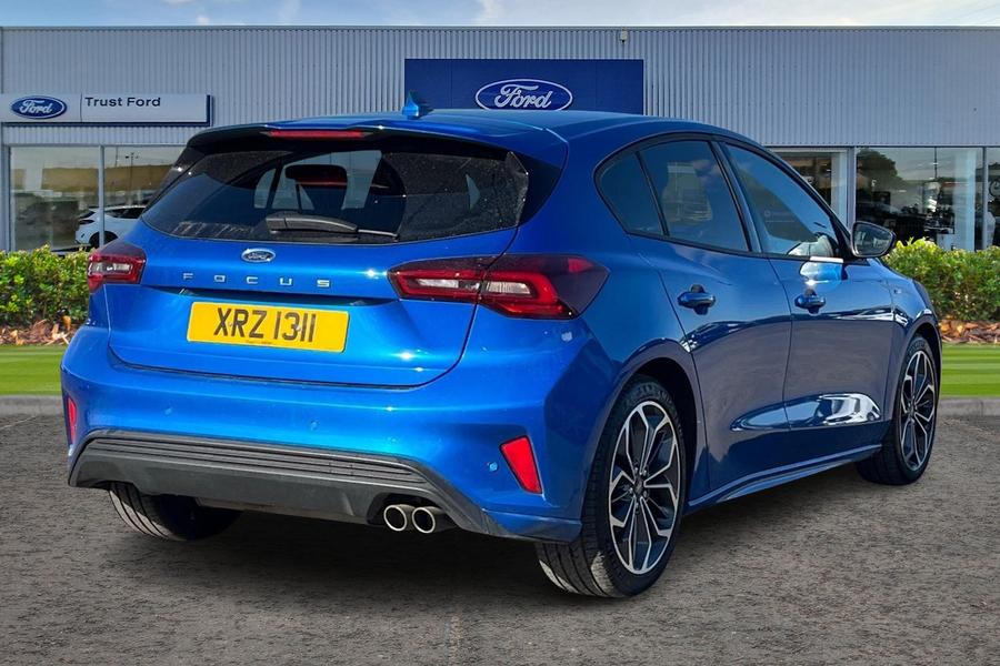 Ford Focus Photo autoimg-8e9738c9a64cce546105e123a75876f8892fe862.jpg