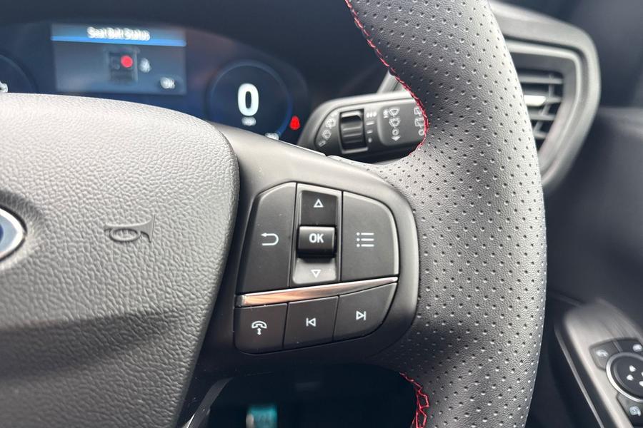 Ford KUGA Photo autoimg-8e9a02e9fa8521a3edcd7eeec8bdde740afb8f58.jpg
