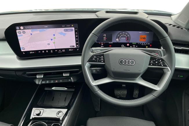 Audi  Q3 SUV Photo 11