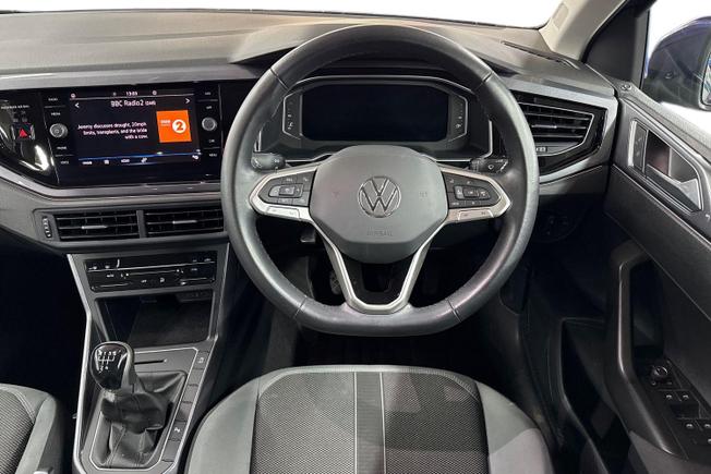 VOLKSWAGEN Polo Photo 11