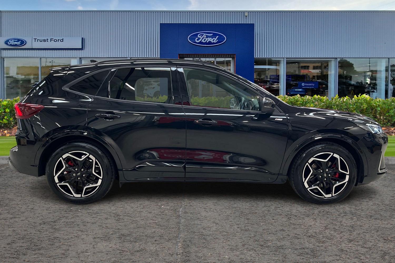 Ford Kuga Photo 2