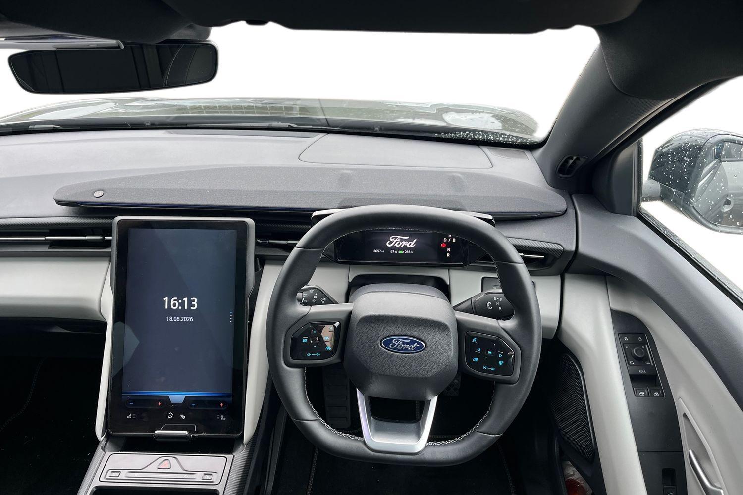 Ford EXPLORER Photo 10