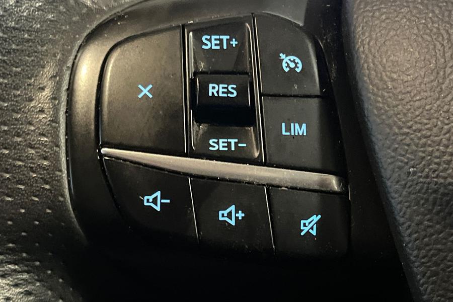 Ford KUGA Photo autoimg-8ea6dd05c0e14efb78023487b9efa6f7f1762e54.jpg