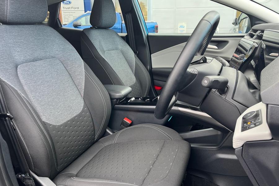 Ford PUMA Photo autoimg-8ea7976f28d84b5ecb4fd84b7bcdd0a625b05309.jpg