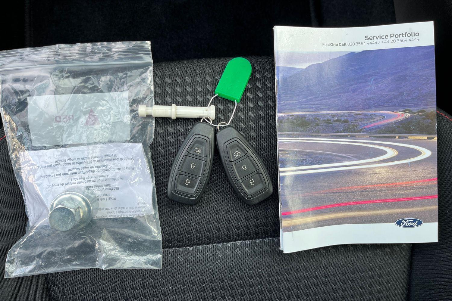 Ford Focus Photo 21
