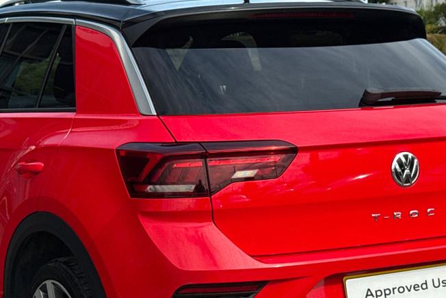 VOLKSWAGEN T-Roc Photo 50