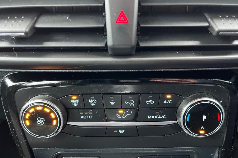 Ford ECOSPORT Photo autoimg-8eaa5ceaae867b4113c6243eb321190820e43aff.jpg