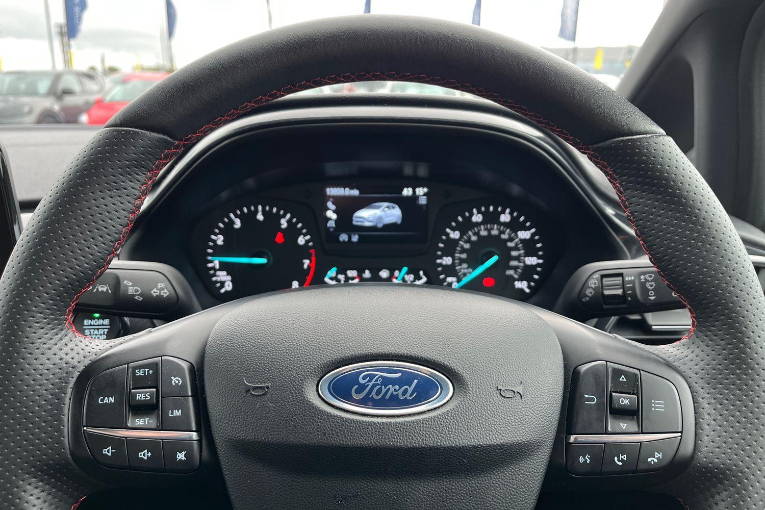 Ford Fiesta Photo 11