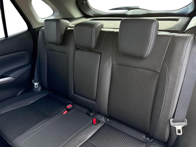 SUZUKI S-Cross Photo 9