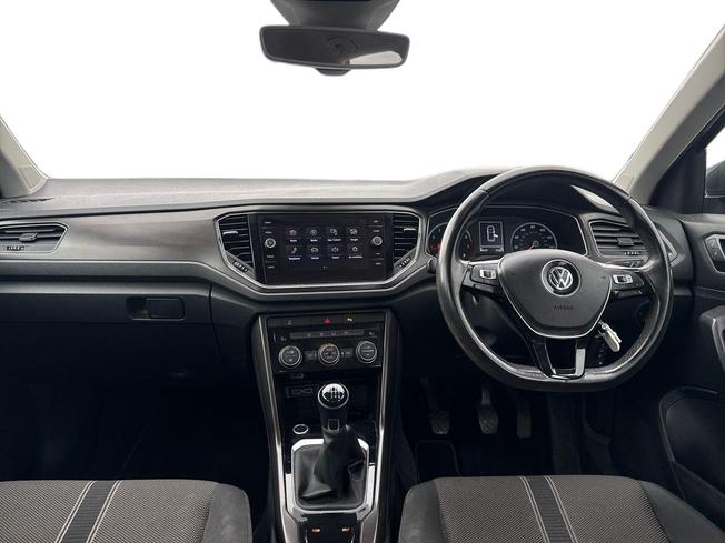Volkswagen T-Roc Photo 10