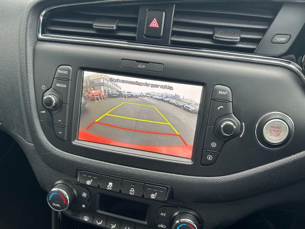 Kia Ceed Photo autoimg-8eb436a74d50443f4a9fd6a1051368dc381c7b7e.jpg