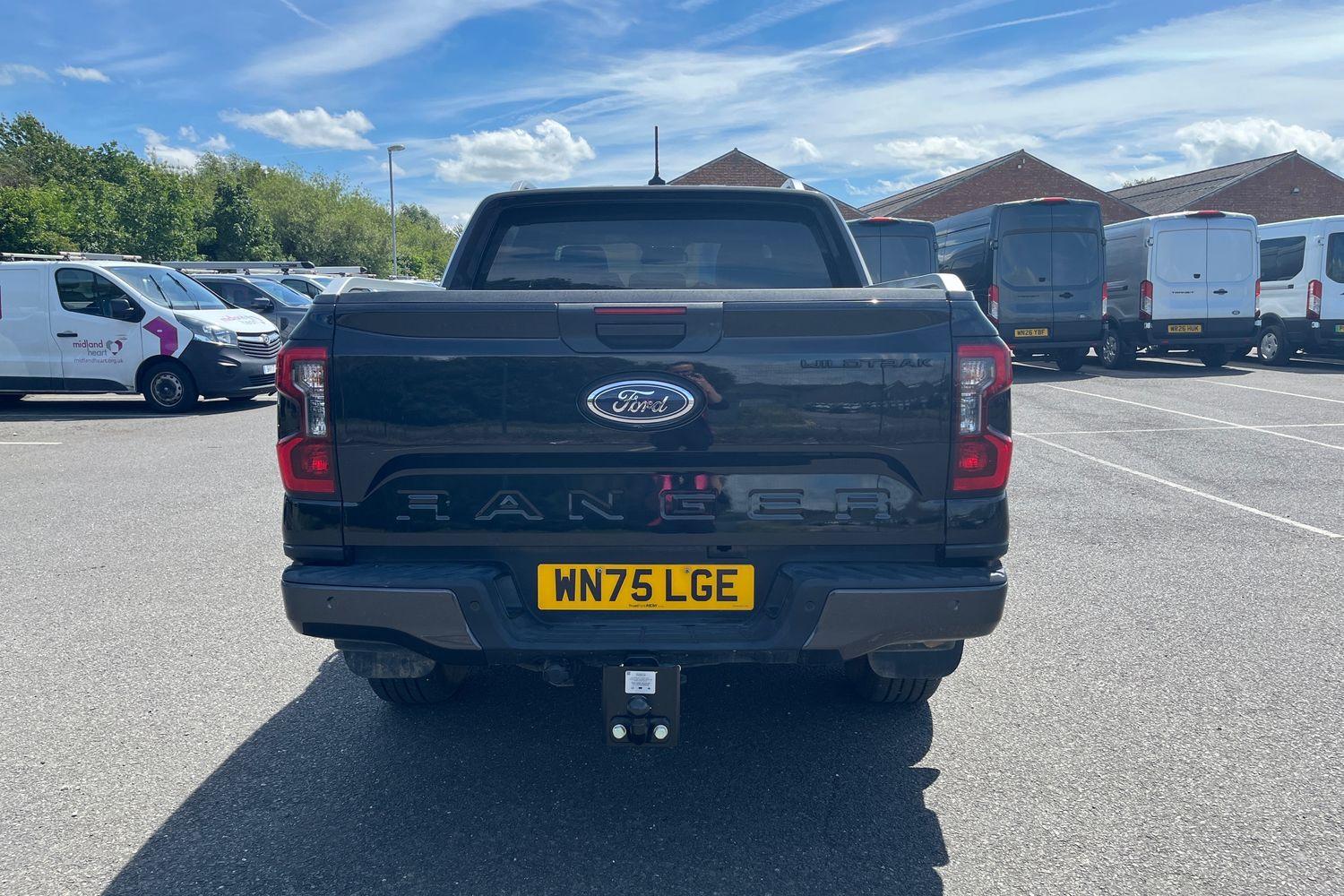 Ford RANGER Photo 12