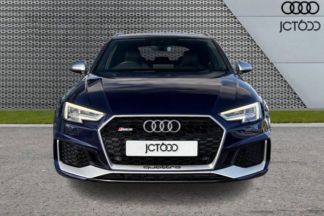 AUDI Rs4 Avant Photo 8