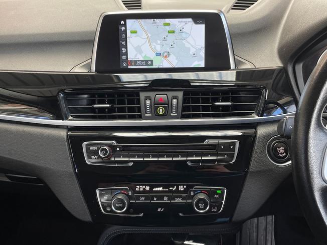 BMW X1 Photo 14