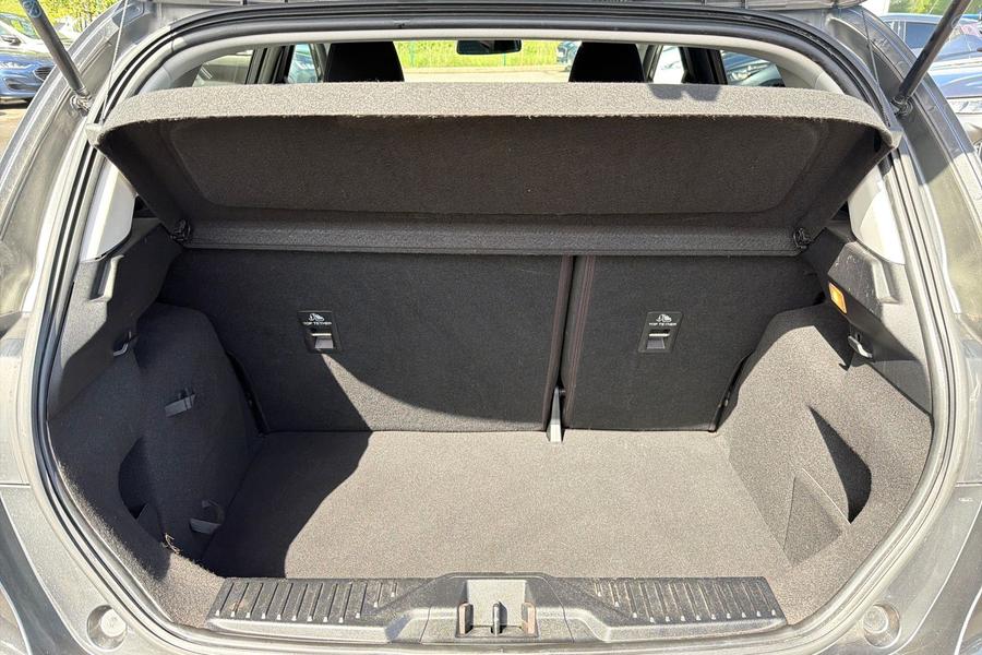 Ford FIESTA Photo autoimg-8ebe865b91c431e9b1735b5863f98288d8d4ebf4.jpg
