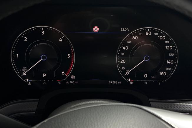 VOLKSWAGEN Touareg Photo 15