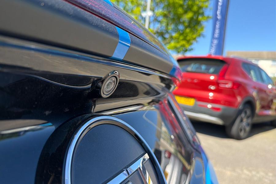 FORD MUSTANG Photo autoimg-8ec20ab5ae91c2612f4da1599a0404c18eeaa9dd.jpg