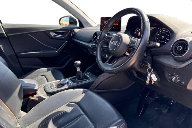 Audi Q2 Photo 6