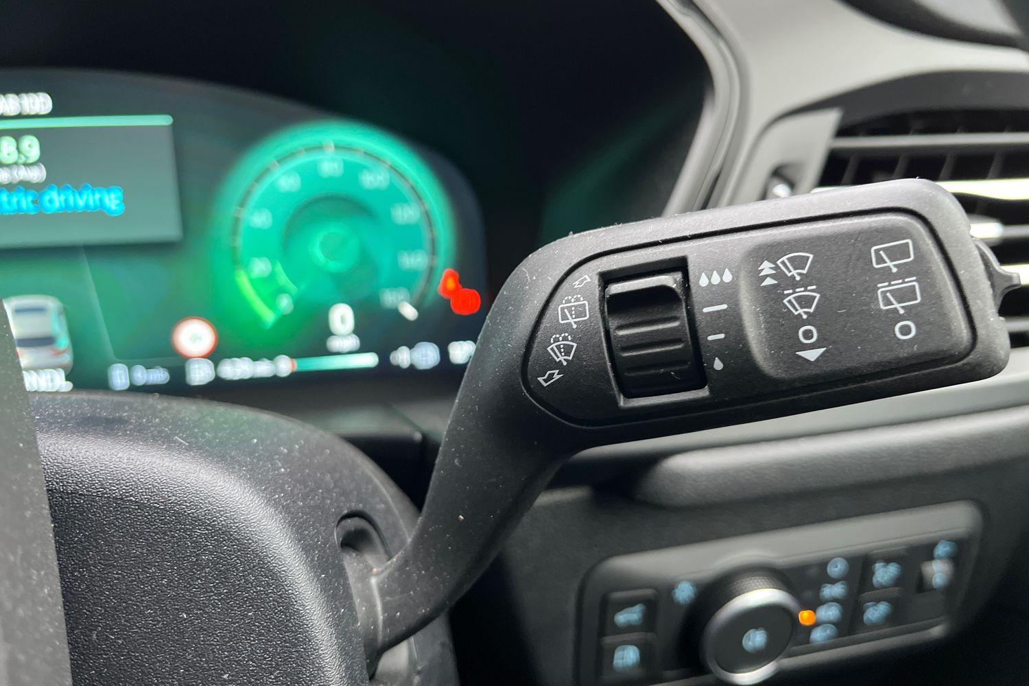 Ford KUGA Photo 14
