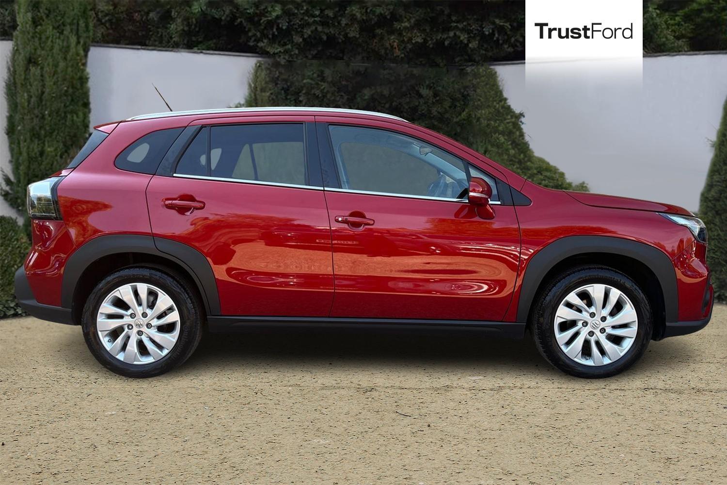 Suzuki S-Cross Photo 2