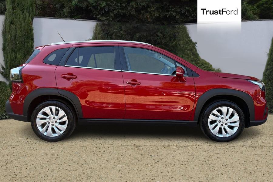 Suzuki S-Cross Photo autoimg-8eccc73aa4e58d1a74010abb93b520c6350544be.jpg